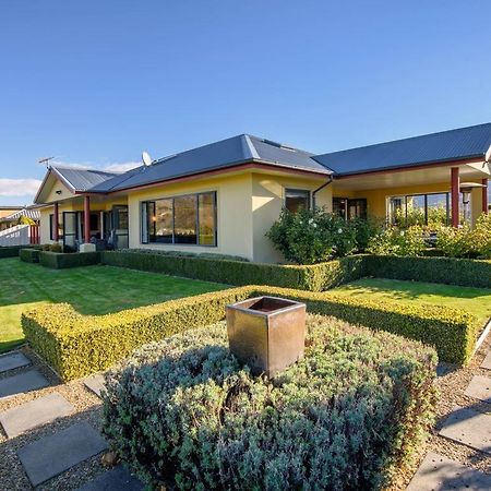 Kawarau Bay View - Cromwell Holiday Home エクステリア 写真