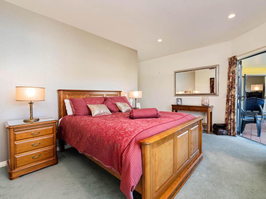 Kawarau Bay View - Cromwell Holiday Home エクステリア 写真