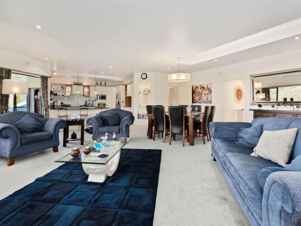 Kawarau Bay View - Cromwell Holiday Home エクステリア 写真