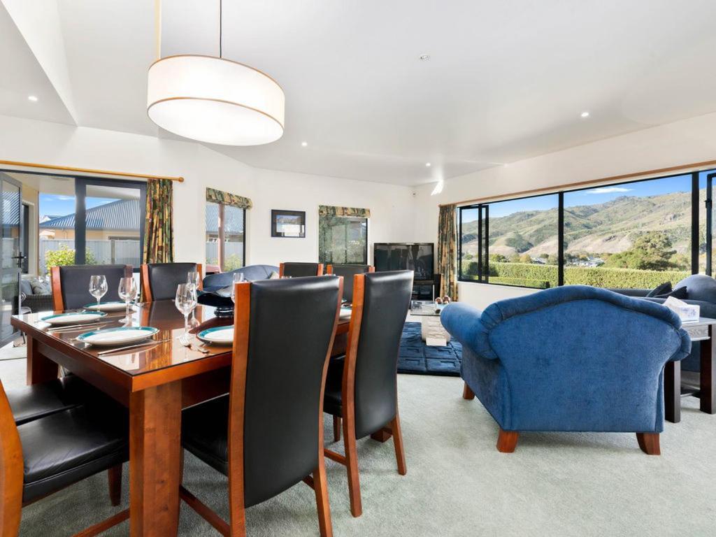 Kawarau Bay View - Cromwell Holiday Home エクステリア 写真